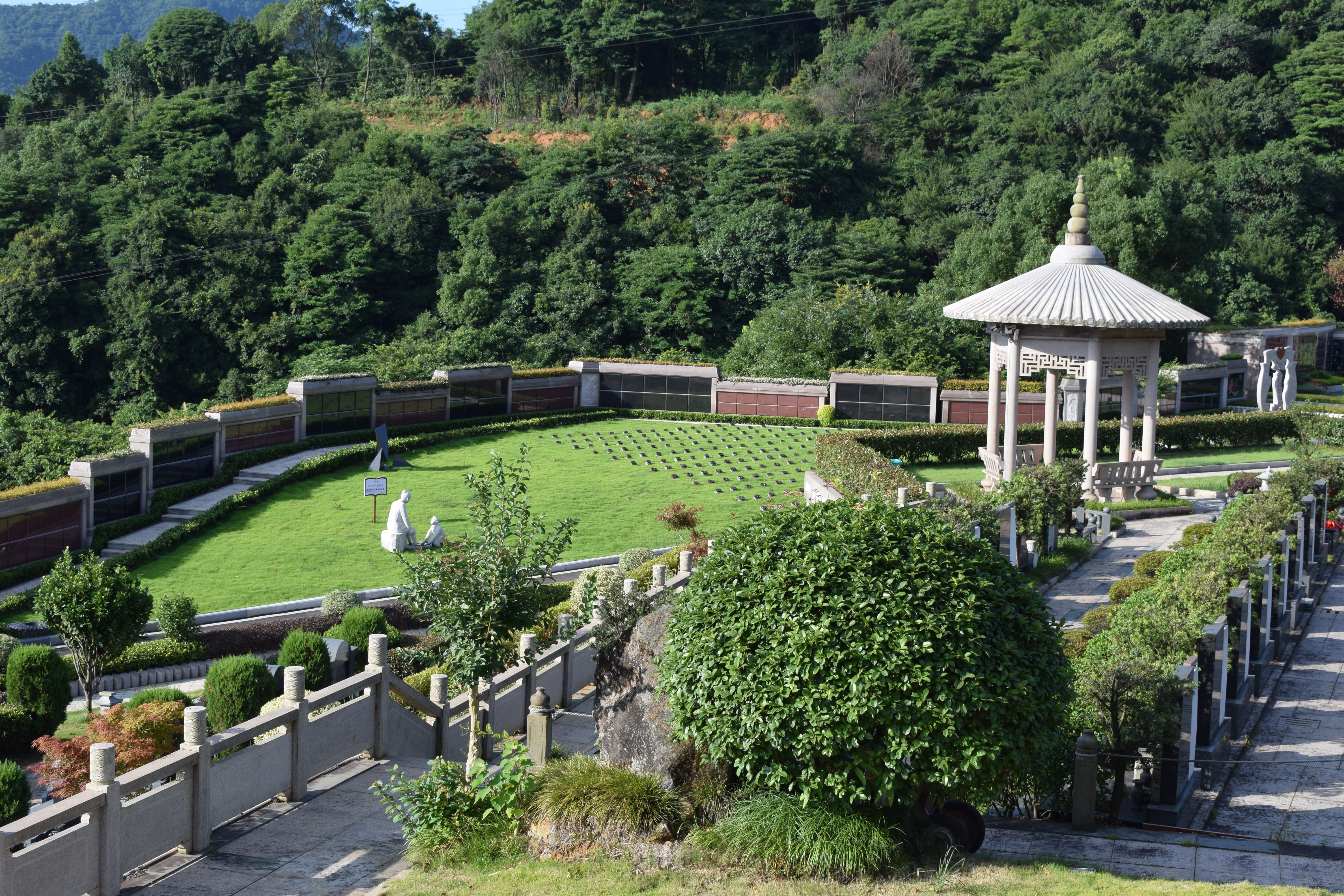 Galaxy银河国际引领公墓行业转型升级，创新实际获社会宽泛认可