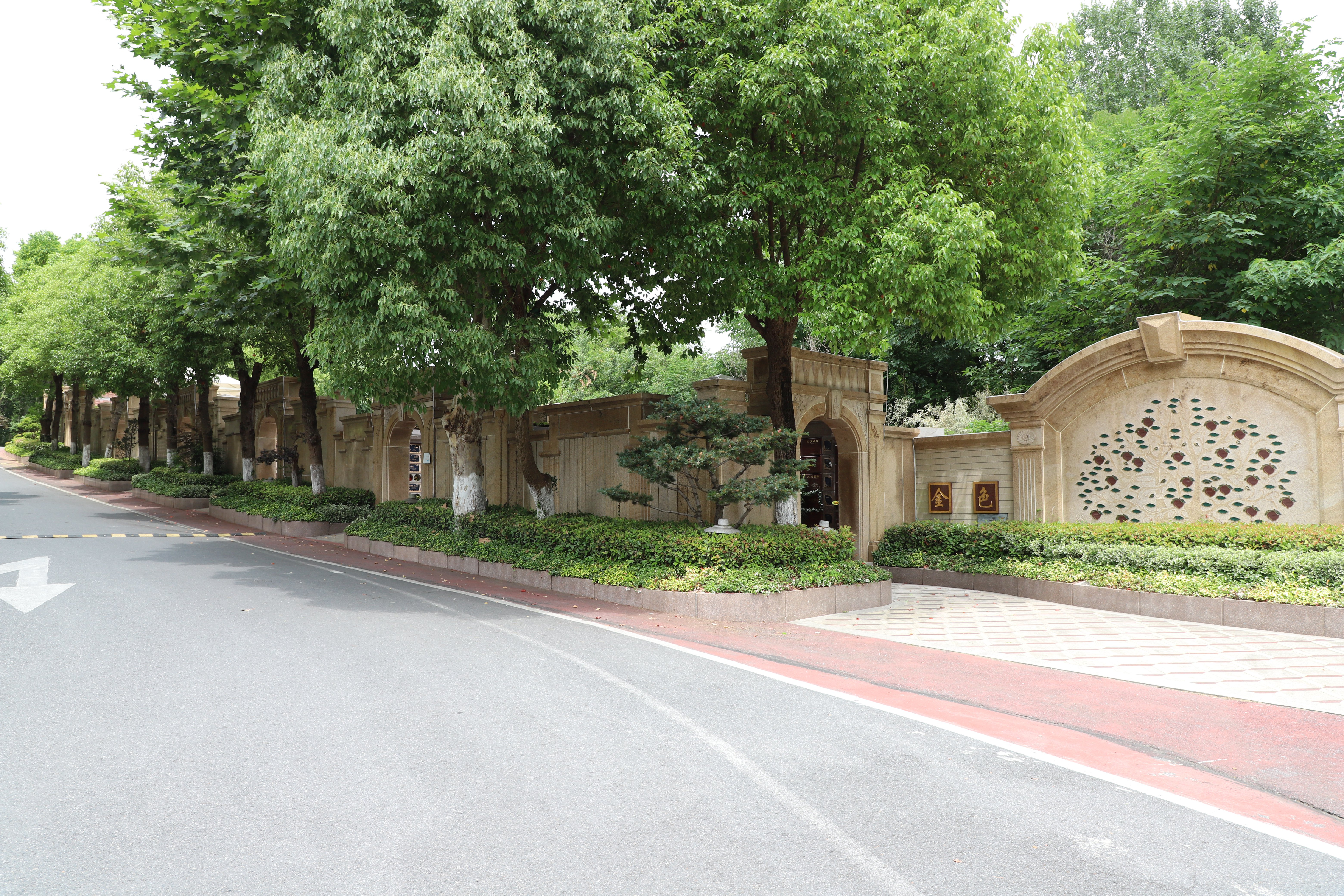 以巧思拓空间，以匠心筑温情——南京雨花台功德园金色蓝湾